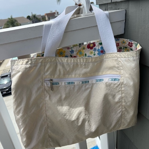 Vintage LeSportsac floral poppy reversible cream tote pockets retro boho - Picture 4 of 11